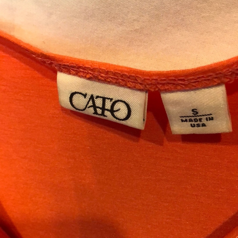 Ladies top - Picture 2 of 5